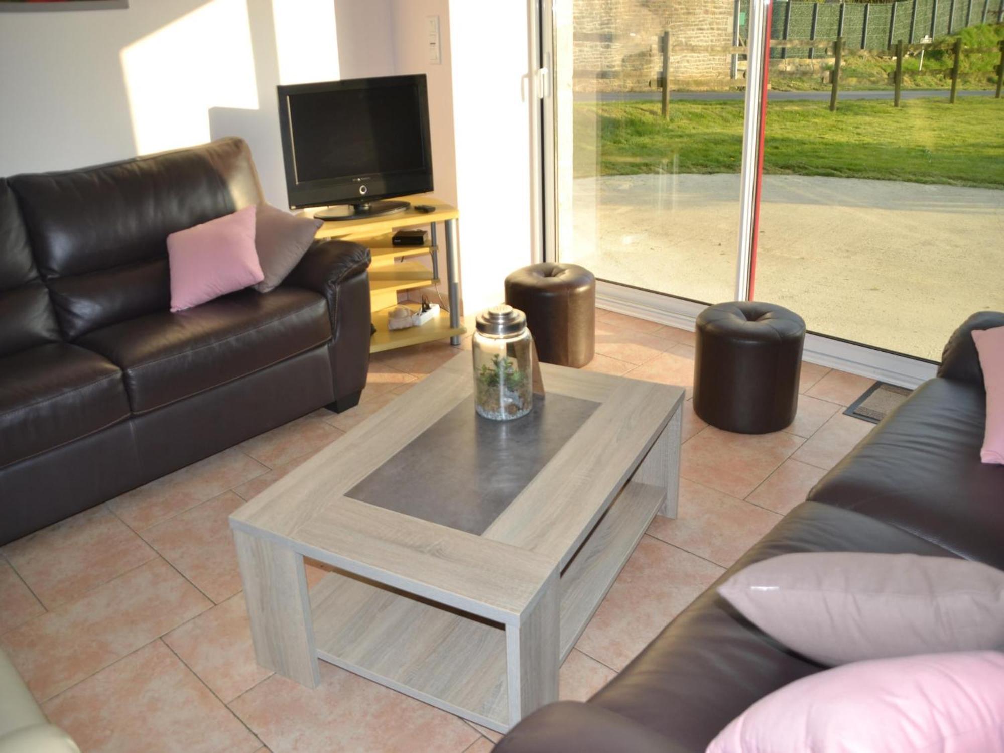 Modern Cottage In Normandy With Large Garden Isigny-le-Buat Ngoại thất bức ảnh